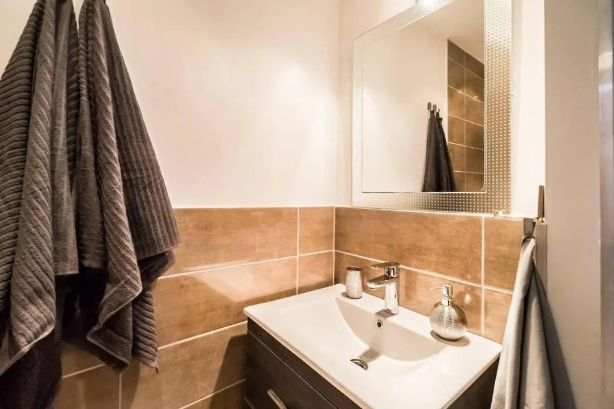 Akacfa Chic Retreat Downtown Apartment Budapest